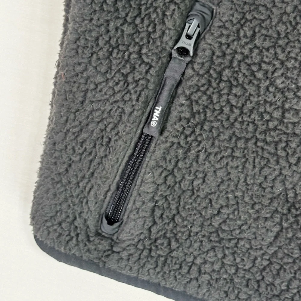 TNA Aritzia Sherpa Fleece Hooded Vest Womens M Gray Zip Up Staple Excellent - Picture 5 of 7